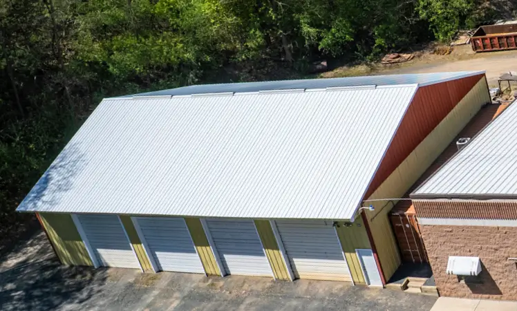 Types of commercial roofing systems, metal roofing
