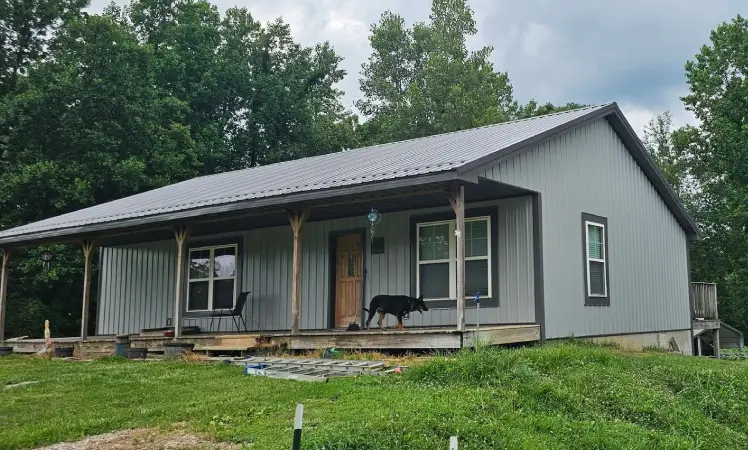 Premium materials, siding installation